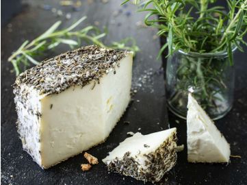 Schafskäse | Brin d'Amour AOP | Käse aus Rohmilch mit Wildkräuterrinde