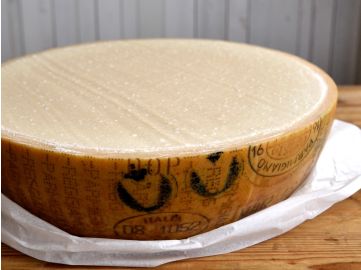 Parmesan 'Vacche Rosse DOP | 40+ Monate | HALBER Käse Laib Pastaschüssel / Pastaschale | 18kg