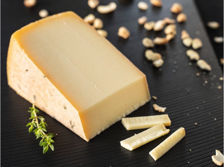 Urchrüter Nuss Chäs | Schweizer Käse | Mild & Nussig