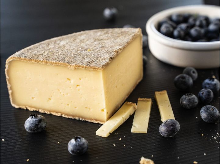 Tomme de Savoie AOP