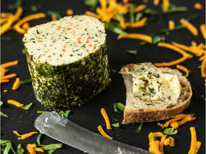 Kräuterbutter mit Möhre | Eigene Herstellung