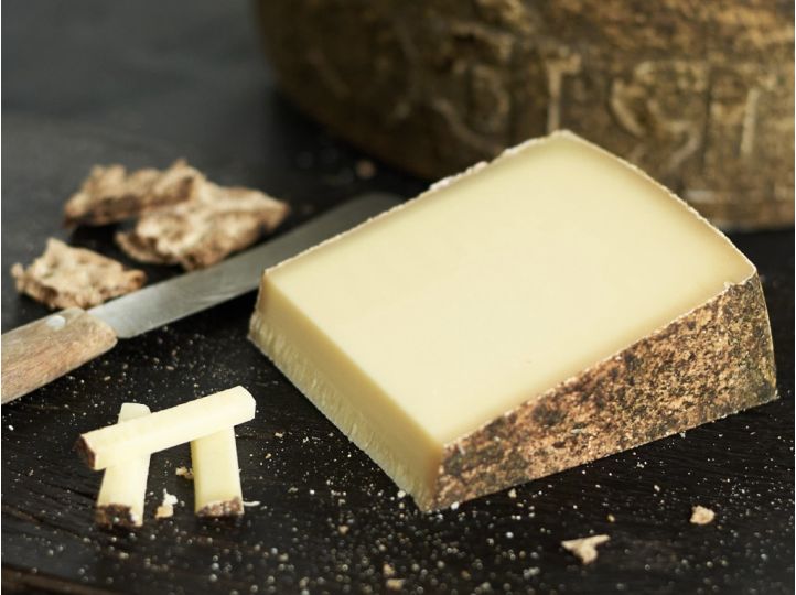 Bergblumenkäse | Le Maréchal | Mit Kräuterrinde