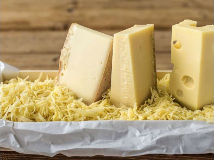Käsefondue WÜRZIG | 3x 250g Stück | Set zum selber reiben