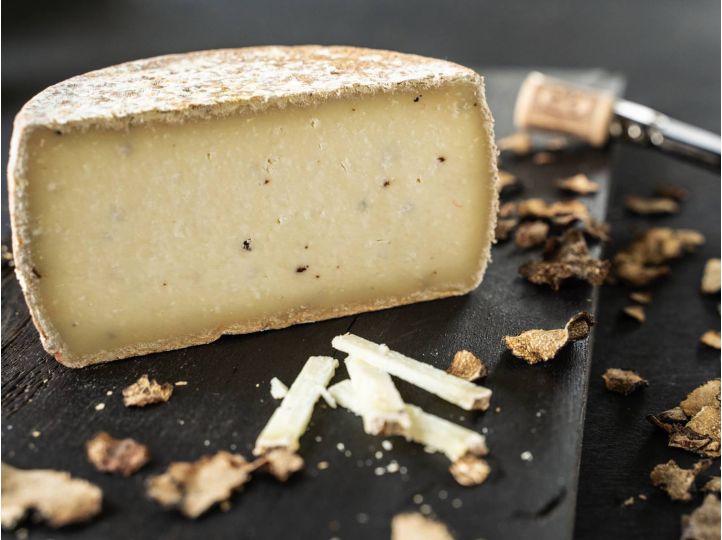 Schafskäse | Pecorino Toscana | Trüffel | Stagionato