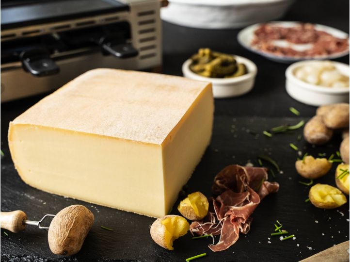 Schweizer Raclettekäse | RACLETTE SWISS | Viertel Laib (eckig) | 1,40 kg