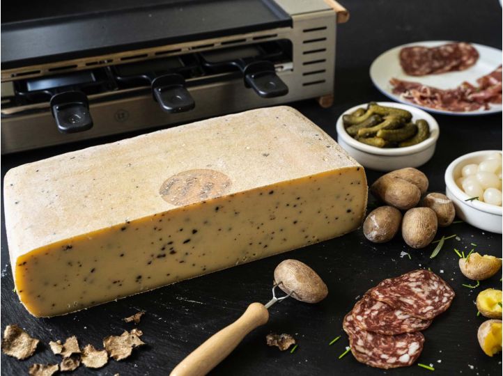 Schweizer Raclettekäse | SWISS TRÜFFEL | 1/2 Laib eckig | 2,8 kg