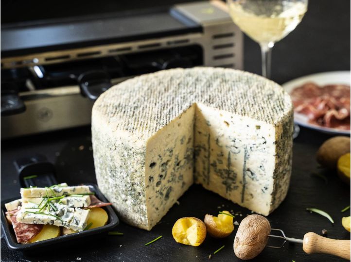 Raclettekäse | Bleu de Auvergne AOP | Feinwürziger Blauschimmelkäse