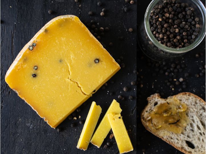Pecorino Siciliano Safran | Schafskäse mit Safran und Pfeffer